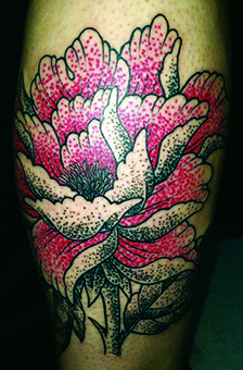 fleur rouge TATOUAGE mode carre barre
